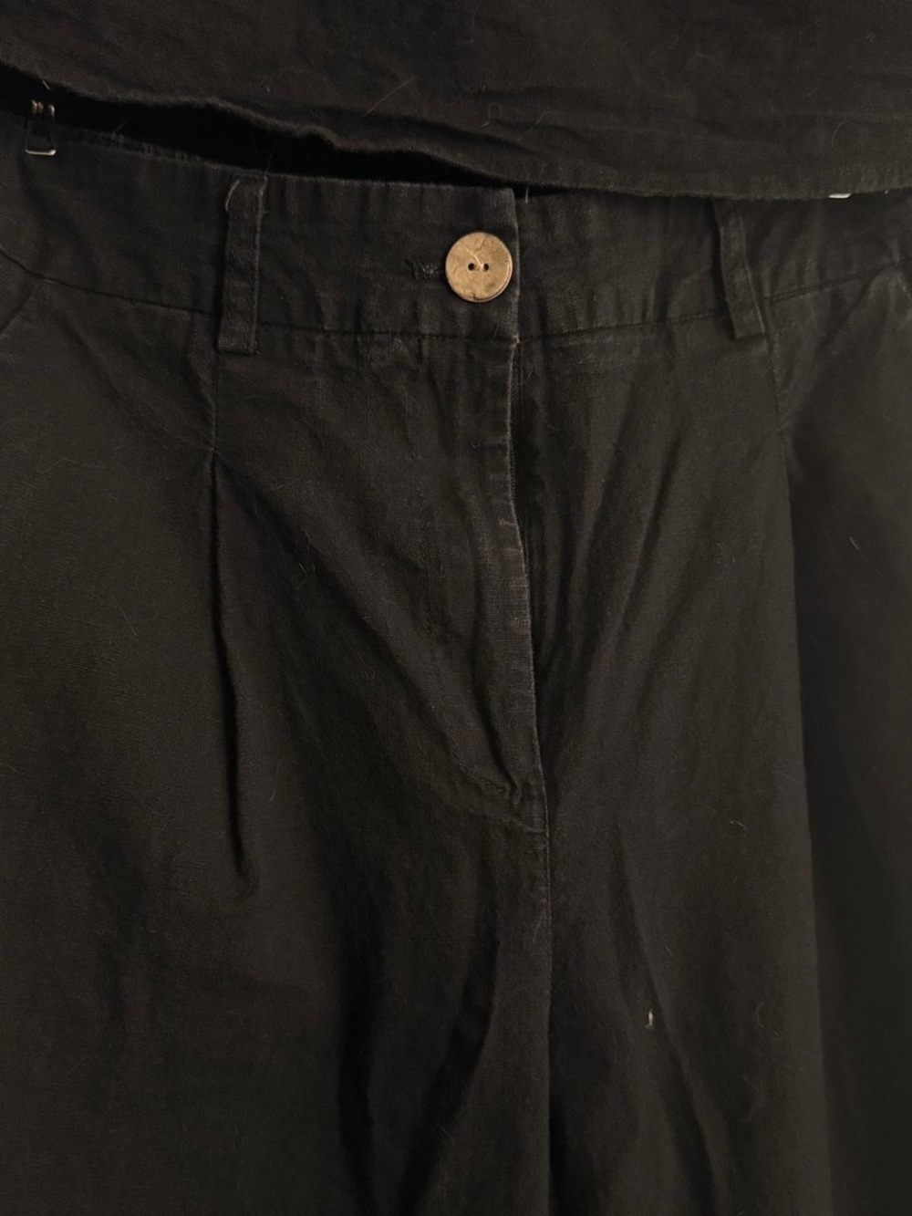 Black Linen Set - Picture 2 of 6